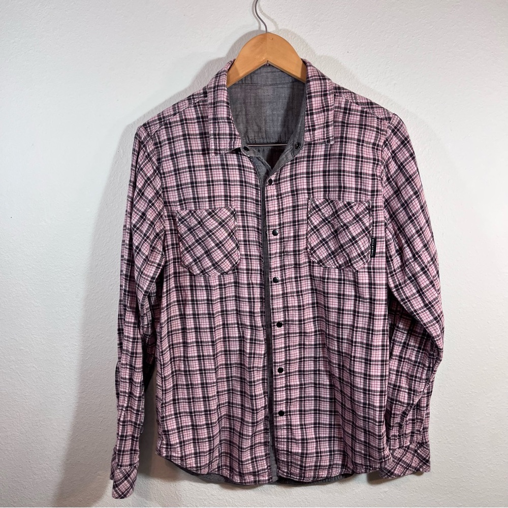 Billabong reversible cotton women's shirt size M gray/red plaid snap front/denim